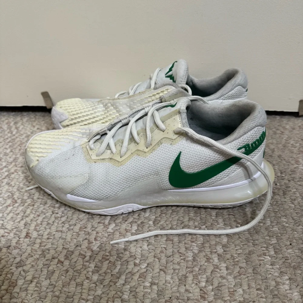 Nike Court Zoom Vapor 4 Rafa Nadal White and Kelly Green Sneakers Men’s Size 8.5